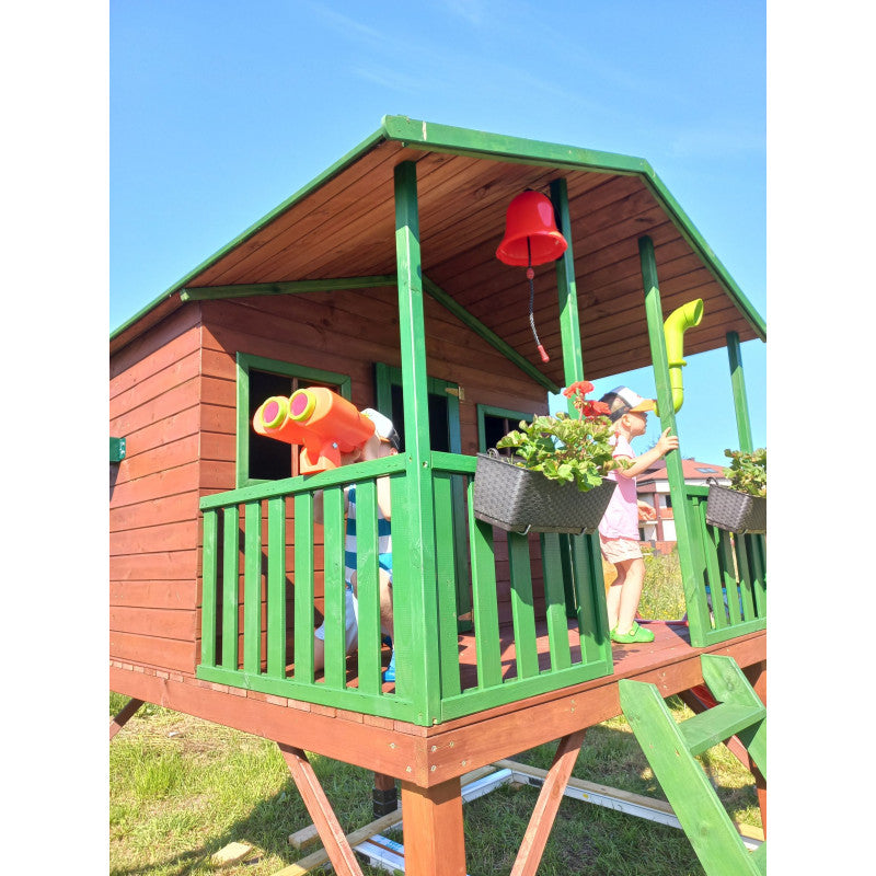 Spielhaus „Benno Plus“ aus Holz – mit Rutsche, Podest 120 cm, Terrasse (überd./unüberd.), EN71/TÜV, 235×190×285 cm