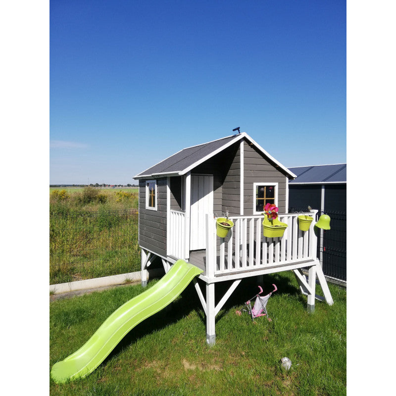 Spielhaus „Tayo“ aus Holz – mit Rutsche, Leiter & 80 cm Podest, 247×233×250 cm, EN71/TÜV-geprüft