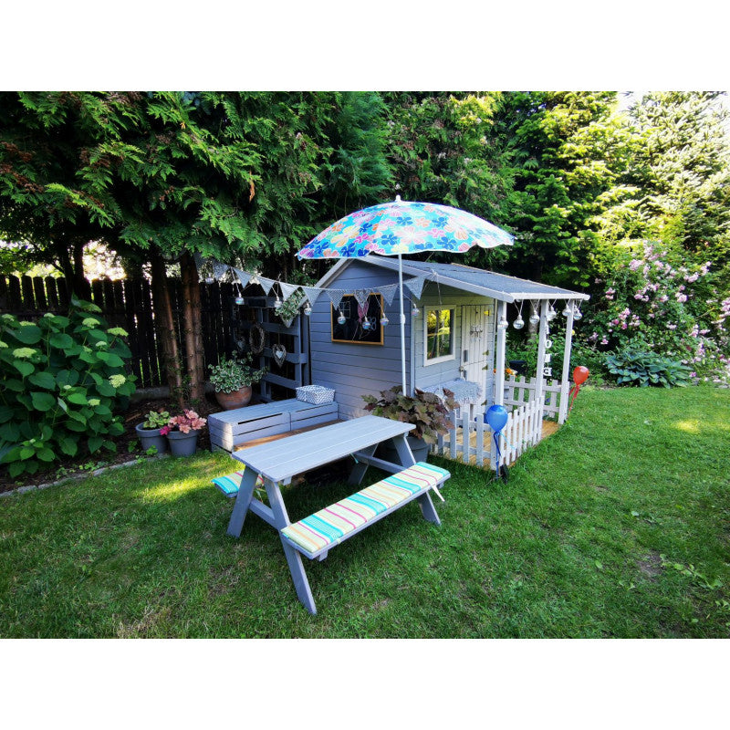 Spielhaus „Malia“ aus Holz – mit Terrasse, imprägniert, TÜV-geprüft, ab 1 Jahr