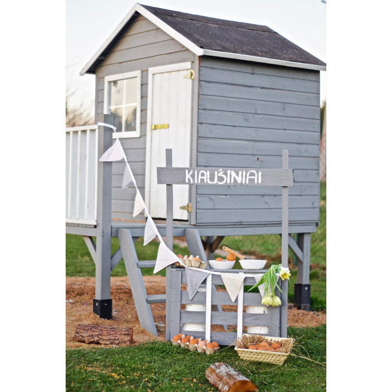 Spielhaus „Tobi Plus“ aus Holz – mit HDPE-Rutsche, Podest 57 cm, EN71/TÜV, 125×178×211 cm