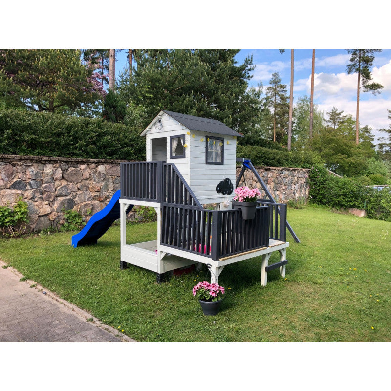 Abenteuerhaus „Leo Max“ aus Holz – Doppelschaukel, 2 Rutschen, Kletterwand, Podeste 62/122 cm, TÜV-geprüft, imprägniert