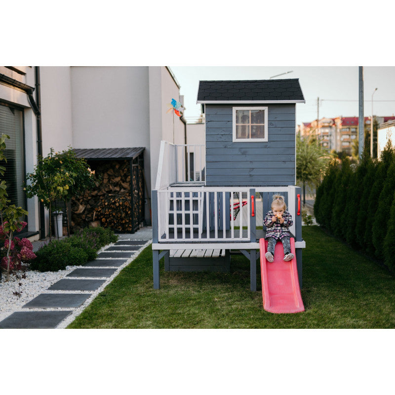 Abenteuerhaus „Leo Slide“ aus Holz – lange Rutsche, Podeste 60/120 cm, EN71/TÜV, 226,5 × 176 × 273 cm