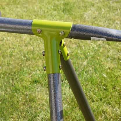 Spielplatz „Maxo Green“ aus pulverbeschichtetem Metall – Doppelschaukel, Einzelschaukel & Basketballkorb, 216×180×195 cm