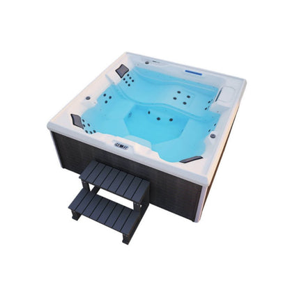 Outdoor Whirlpool optional mit Treppe und Thermoabdeckung - 207 x 207 cm für 5 Personen