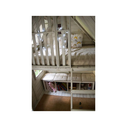 Spielhaus „Maja“ aus Holz – zweistöckig mit Galerie, Leiter & Blumenkästen, 248×157×240 cm, EN71/TÜV-geprüft